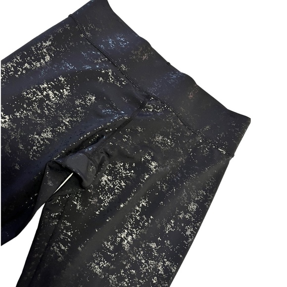 Terez Black Tonal Foil Haze UpLift Mid Rise Leggings - Picture 8 of 8